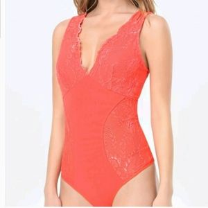 Bebe Mesh and Lace bodysuit size Medium new with t